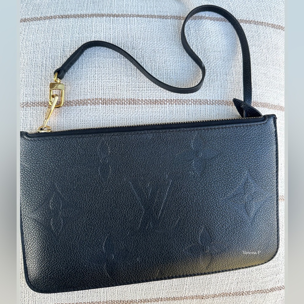 Louis Vuitton Neverfull Pochette